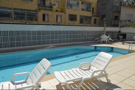 Apartamento à venda com 106m², 3 quartos e 3 vagasPiscina