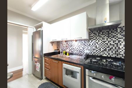 Apartamento para alugar com 106m², 3 quartos e 3 vagas Apartamento para alugar com 106m², 3 quartos e 3 vagasCozinha
