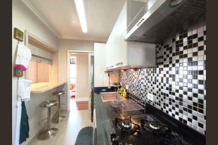 Apartamento para alugar com 106m², 3 quartos e 3 vagas Apartamento para alugar com 106m², 3 quartos e 3 vagasCozinha