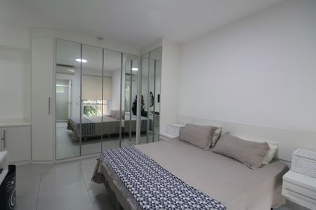 Apartamento para alugar com 158m², 3 quartos e 2 vagas Apartamento para alugar com 158m², 3 quartos e 2 vagasSuíte 3
