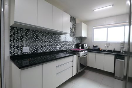 Apartamento para alugar com 158m², 3 quartos e 2 vagas Apartamento para alugar com 158m², 3 quartos e 2 vagasCozinha