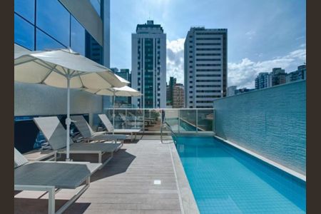 Apartamento à venda com 26m², 1 quarto e sem vagaÁrea comum