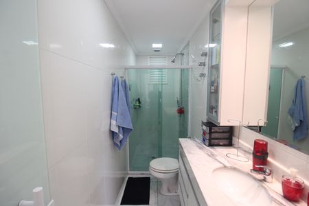 Apartamento à venda com 140m², 4 quartos e 6 vagasBanheiro da Suíte 2