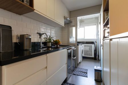 Apartamento à venda com 65m², 2 quartos e 1 vaga Apartamento à venda com 65m², 2 quartos e 1 vagaCozinha