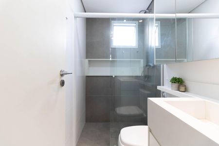 Apartamento à venda com 65m², 2 quartos e 1 vaga Apartamento à venda com 65m², 2 quartos e 1 vagaBanheiro da Suíte