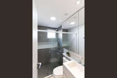 Apartamento à venda com 65m², 2 quartos e 1 vaga Apartamento à venda com 65m², 2 quartos e 1 vagaBanheiro da Suíte