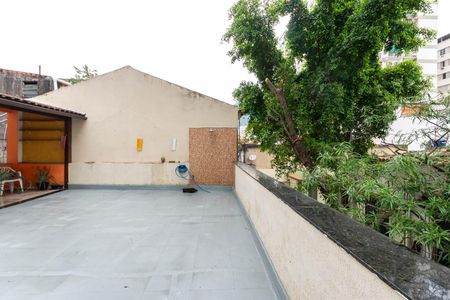Casa à venda com 90m², 3 quartos e sem vaga Casa à venda com 90m², 3 quartos e sem vagaCobertura