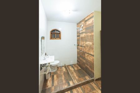 Casa à venda com 90m², 3 quartos e sem vaga Casa à venda com 90m², 3 quartos e sem vagaBanheiro Suíte