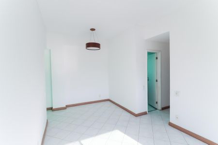 Apartamento à venda com 73m², 2 quartos e 2 vagasSala