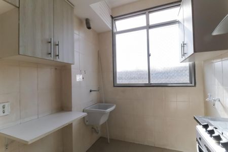 Apartamento à venda com 73m², 2 quartos e 2 vagasCozinha e Área de Serviço