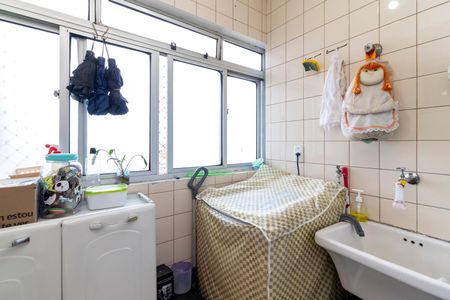 Apartamento à venda com 70m², 3 quartos e 1 vaga Apartamento à venda com 70m², 3 quartos e 1 vagaÁrea de Serviço