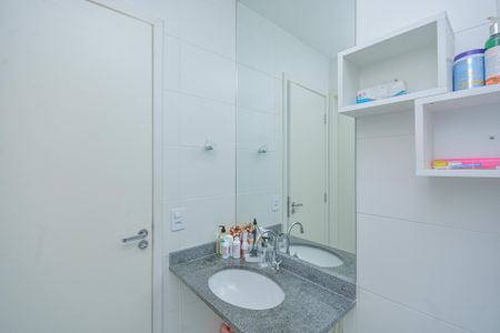 Apartamento à venda com 33m², 2 quartos e sem vaga Apartamento à venda com 33m², 2 quartos e sem vagaBanheiro