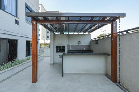 Apartamento à venda com 33m², 2 quartos e sem vaga Apartamento à venda com 33m², 2 quartos e sem vagaÁrea comum - Churrasqueira