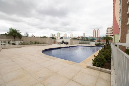 Apartamento à venda com 86m², 3 quartos e 2 vagas Apartamento à venda com 86m², 3 quartos e 2 vagasÁrea comum - Piscina