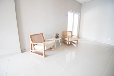 Apartamento à venda com 86m², 3 quartos e 2 vagas Apartamento à venda com 86m², 3 quartos e 2 vagasHall de entrada