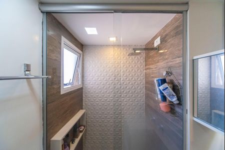 Apartamento à venda com 86m², 3 quartos e 2 vagas Apartamento à venda com 86m², 3 quartos e 2 vagasBanheiro da Suíte