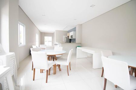 Apartamento à venda com 86m², 3 quartos e 2 vagas Apartamento à venda com 86m², 3 quartos e 2 vagasÁrea comum - Salão de festas