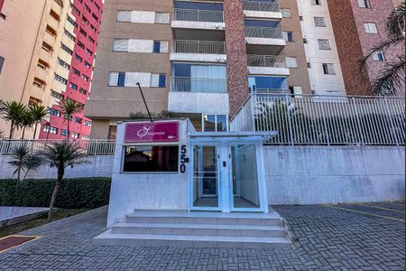 Apartamento à venda com 86m², 3 quartos e 2 vagas Apartamento à venda com 86m², 3 quartos e 2 vagasFachada e portaria