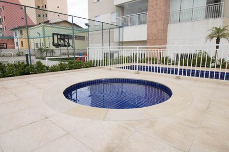 Apartamento à venda com 86m², 3 quartos e 2 vagas Apartamento à venda com 86m², 3 quartos e 2 vagasÁrea comum - Piscina
