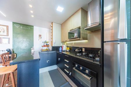 Apartamento à venda com 86m², 3 quartos e 2 vagas Apartamento à venda com 86m², 3 quartos e 2 vagasCozinha