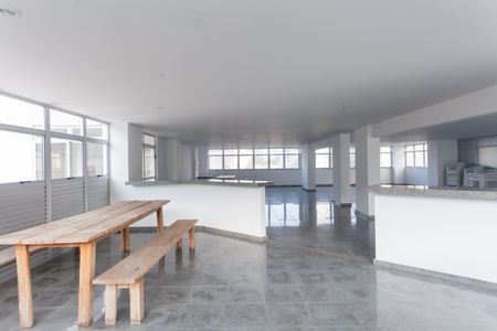 Apartamento à venda com 55m², 2 quartos e 1 vaga Apartamento à venda com 55m², 2 quartos e 1 vagaÁrea comum - Salão de festas