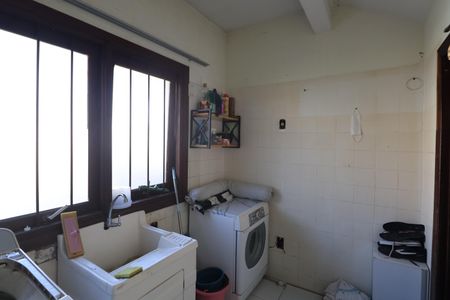Casa à venda com 173m², 6 quartos e 3 vagasLavanderia
