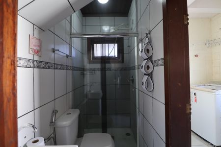 Casa à venda com 173m², 6 quartos e 3 vagasBanheiro 3