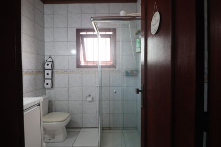 Casa à venda com 173m², 6 quartos e 3 vagasBanheiro 2