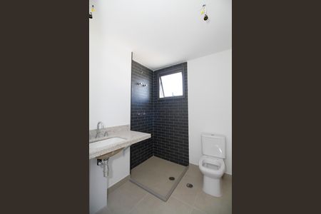 Apartamento à venda com 86m², 2 quartos e 1 vaga Apartamento à venda com 86m², 2 quartos e 1 vagaBanheiro da Suíte 2