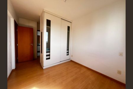 Apartamento à venda com 80m², 2 quartos e 2 vagas