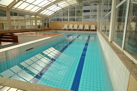 Apartamento à venda com 133m², 3 quartos e 3 vagasÁrea comum - Piscina aquecida