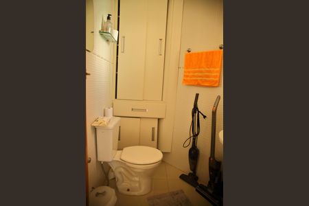 Apartamento à venda com 133m², 3 quartos e 3 vagasBanheiro de Serviço