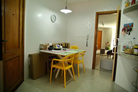 Apartamento à venda com 133m², 3 quartos e 3 vagasCozinha