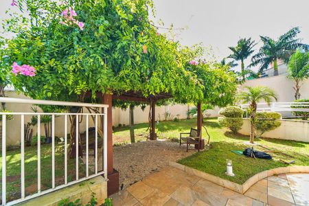 Apartamento à venda com 77m², 3 quartos e 1 vaga Apartamento à venda com 77m², 3 quartos e 1 vagaÁrea comum