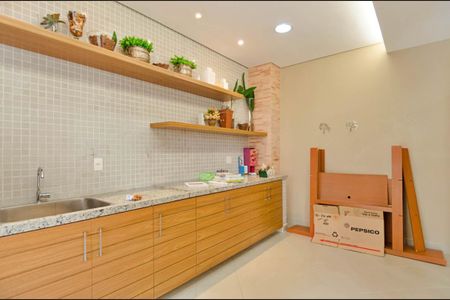Apartamento à venda com 77m², 3 quartos e 1 vaga Apartamento à venda com 77m², 3 quartos e 1 vagaÁrea comum