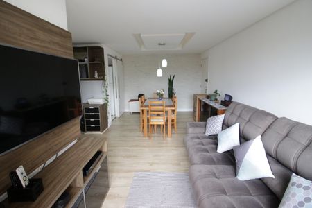 Apartamento à venda com 74m², 3 quartos e 1 vagaSala