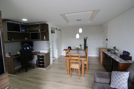 Apartamento à venda com 74m², 3 quartos e 1 vagaSala