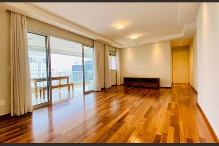 Apartamento à venda com 105m², 2 quartos e 2 vagas Apartamento à venda com 105m², 2 quartos e 2 vagasFoto 01