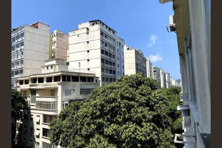 Apartamento à venda com 60m², 1 quarto e sem vaga
