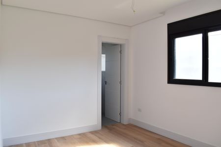 Casa de condomínio para alugar com 171m², 3 quartos e 2 vagasSuíte 2