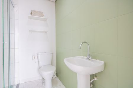 Banheiro de apartamento para alugar com 1 quarto, 32m² em Km 18, Osasco