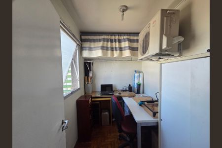 Apartamento à venda com 126m², 3 quartos e 2 vagas Apartamento à venda com 126m², 3 quartos e 2 vagasEscritório