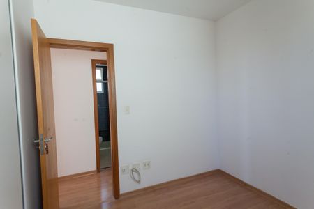 Apartamento à venda com 90m², 3 quartos e 2 vagas Apartamento à venda com 90m², 3 quartos e 2 vagasQuarto 1