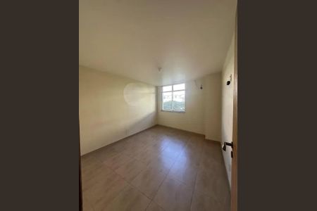 Apartamento à venda com 73m², 2 quartos e 1 vaga Apartamento à venda com 73m², 2 quartos e 1 vagaQuarto