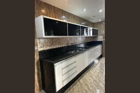 Apartamento à venda com 73m², 2 quartos e 1 vaga Apartamento à venda com 73m², 2 quartos e 1 vagaCozinha