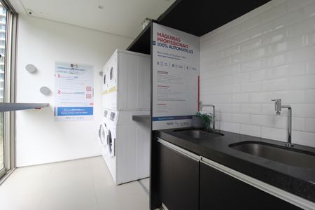 Studio para alugar com 30m², 1 quarto e 1 vagaÁrea Comum - Lavanderia