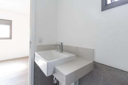 Apartamento para alugar com 73m², 2 quartos e 1 vaga Apartamento para alugar com 73m², 2 quartos e 1 vagaBanheiro Suíte 2