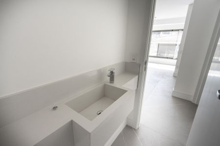 Apartamento para alugar com 73m², 2 quartos e 1 vaga Apartamento para alugar com 73m², 2 quartos e 1 vagaLavabo