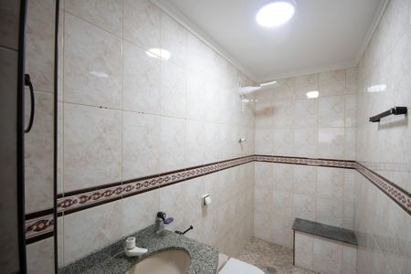 Casa à venda com 277m², 3 quartos e 2 vagas Casa à venda com 277m², 3 quartos e 2 vagasBanheiro 2