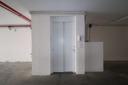 Apartamento para alugar com 123m², 2 quartos e 4 vagasElevador